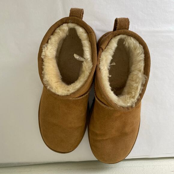 UGG Classic Ultra Mini Chestnut Boots Size 7 - Picture 9 of 14